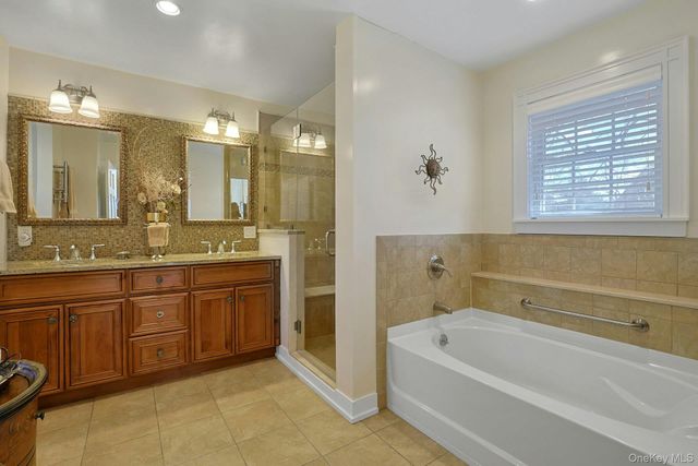 81 Oxford Road, New Rochelle, NY 10804