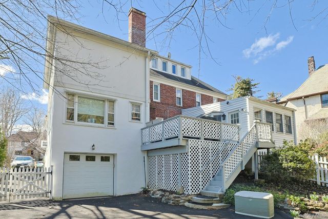 81 Oxford Road, New Rochelle, NY 10804