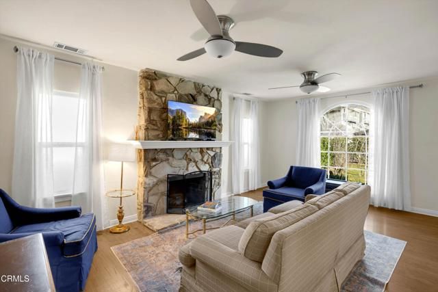 1932 E Washington Boulevard, Pasadena, CA 91104