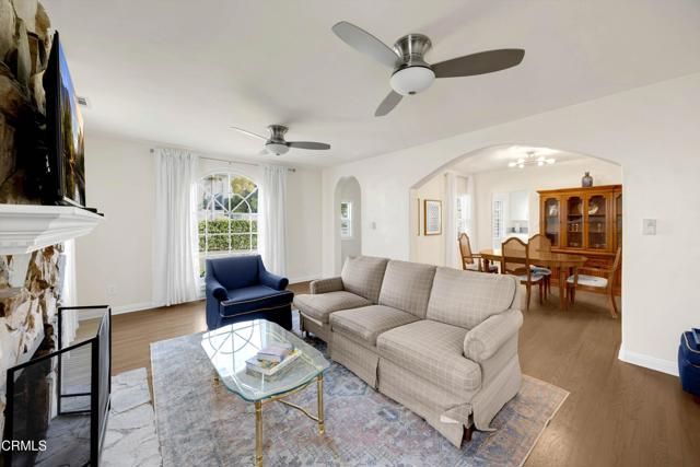 1932 E Washington Boulevard, Pasadena, CA 91104