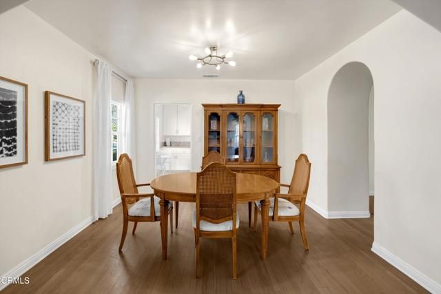 1932 E Washington Boulevard, Pasadena, CA 91104