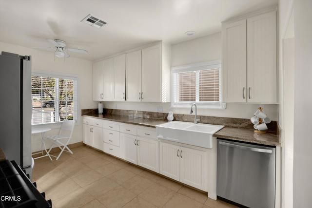 1932 E Washington Boulevard, Pasadena, CA 91104