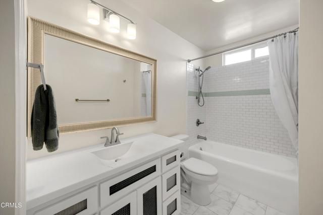 1932 E Washington Boulevard, Pasadena, CA 91104