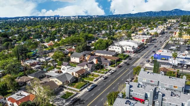 1932 E Washington Boulevard, Pasadena, CA 91104