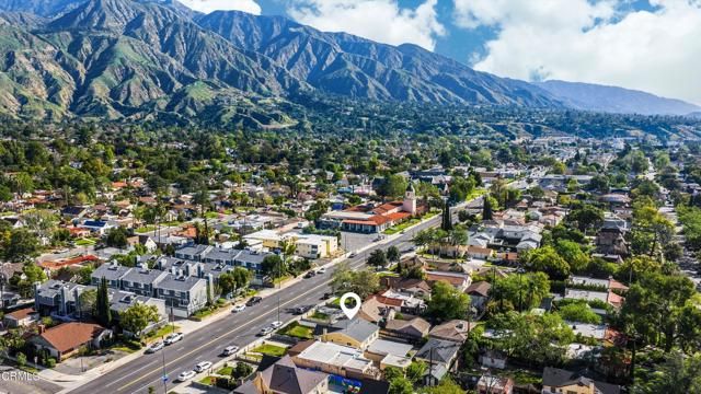 1932 E Washington Boulevard, Pasadena, CA 91104