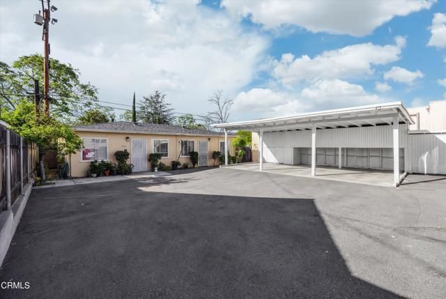 1932 E Washington Boulevard, Pasadena, CA 91104