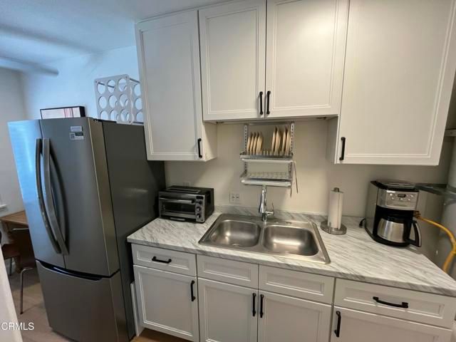 1932 E Washington Boulevard, Pasadena, CA 91104