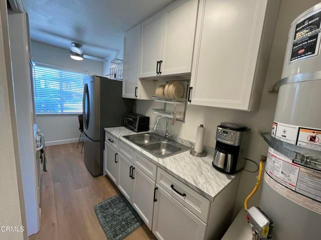 1932 E Washington Boulevard, Pasadena, CA 91104