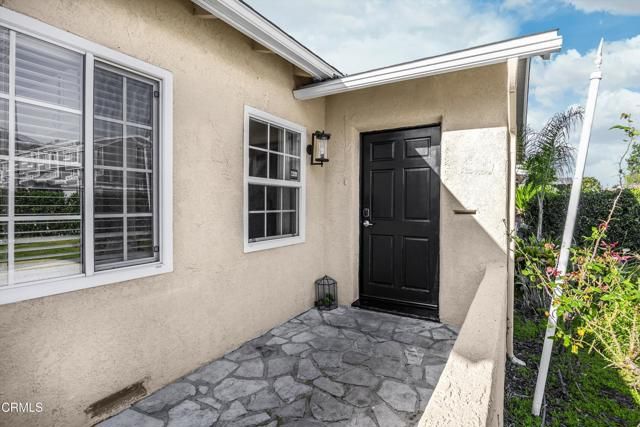 1932 E Washington Boulevard, Pasadena, CA 91104