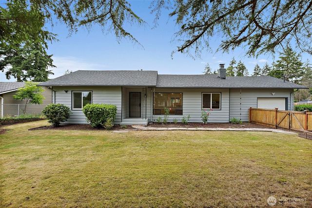 8811 SW Wildwood Ave, Lakewood, WA 98498