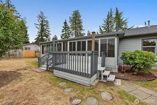 8811 SW Wildwood Ave, Lakewood, WA 98498