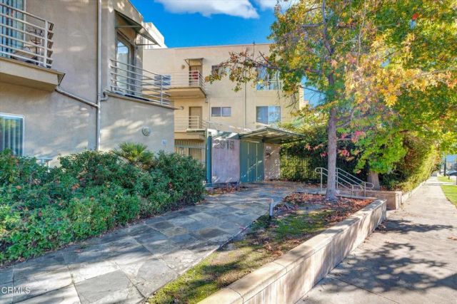 2915 Montrose Avenue 628, La Crescenta, CA 91214