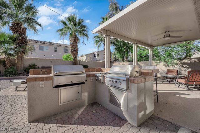 7735 Bird Of Paradise Court, Las Vegas, NV 89123
