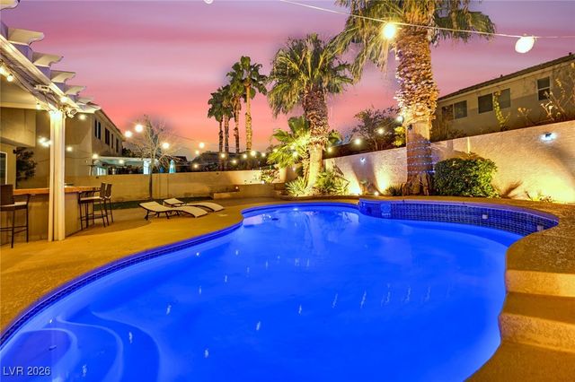 7735 Bird Of Paradise Court, Las Vegas, NV 89123