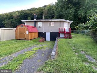 686 W PIEDMONT ST, Keyser, WV 26726