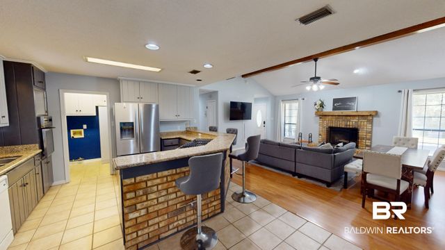 2721 East Road, Mobile, AL 36693