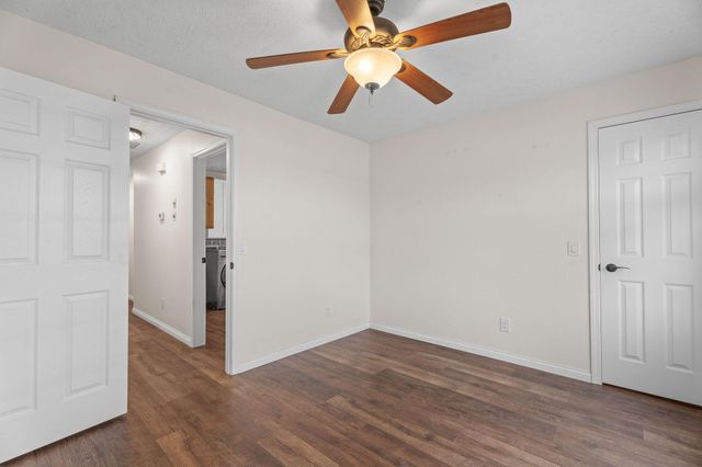 2400 S 15th Avenue, Ozark, MO 65721