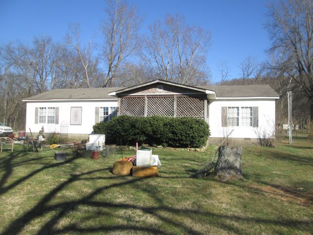 891 Old Statesville Rd, Watertown, TN 37184