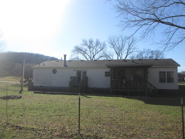 891 Old Statesville Rd, Watertown, TN 37184