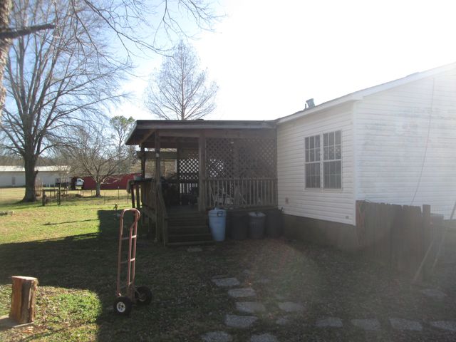 891 Old Statesville Rd, Watertown, TN 37184