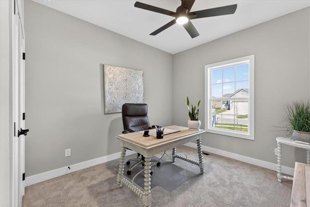 24993 W 94th Place, Lenexa, KS 66227