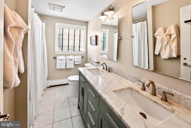 129 GLENN OAK RD, West Norriton, PA 19403