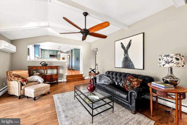 129 GLENN OAK RD, West Norriton, PA 19403