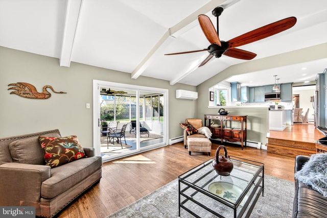 129 GLENN OAK RD, West Norriton, PA 19403