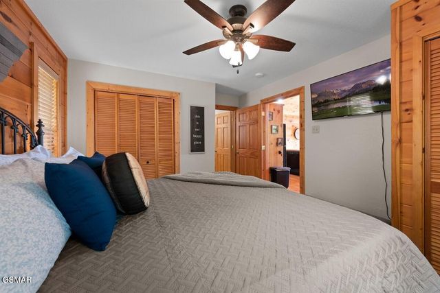 4235 Round Top Way, Sevierville, TN 37862