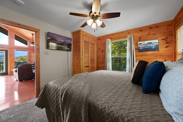 4235 Round Top Way, Sevierville, TN 37862