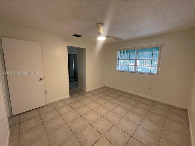12370 SW 52nd Place, Cooper City, FL 33330