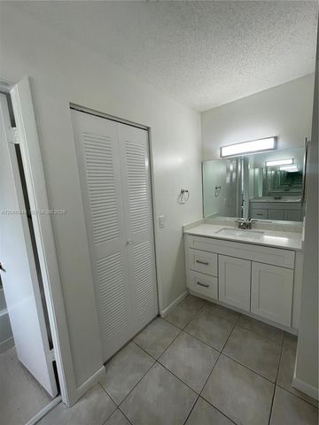 12370 SW 52nd Place, Cooper City, FL 33330