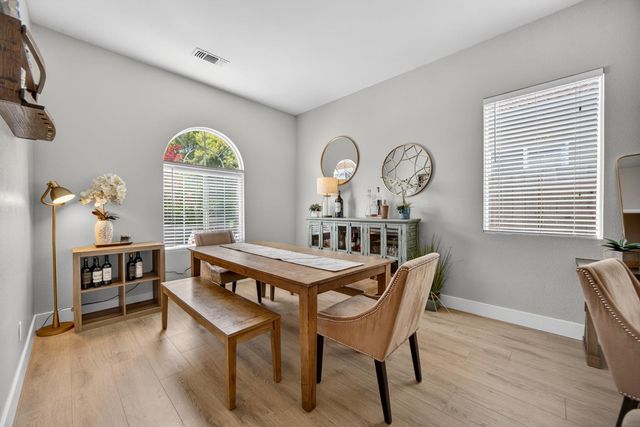10163 Omeara Dr, Sacramento, CA 95829