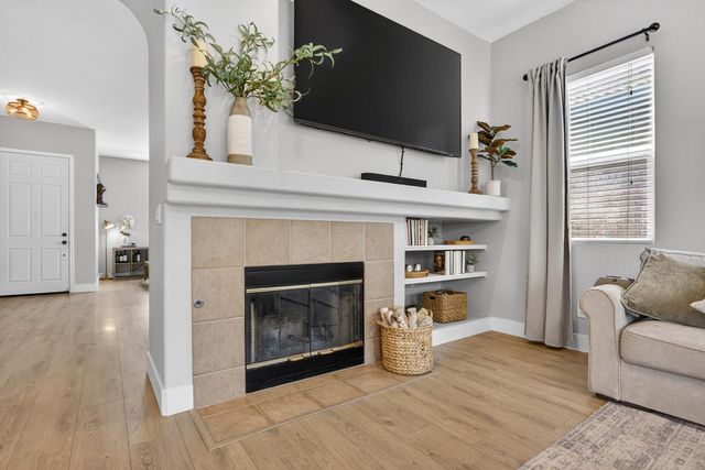 10163 Omeara Dr, Sacramento, CA 95829