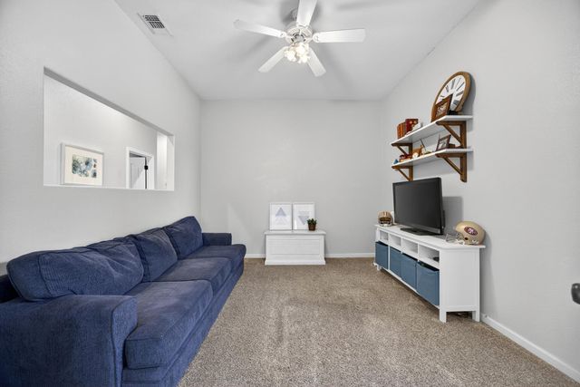10163 Omeara Dr, Sacramento, CA 95829