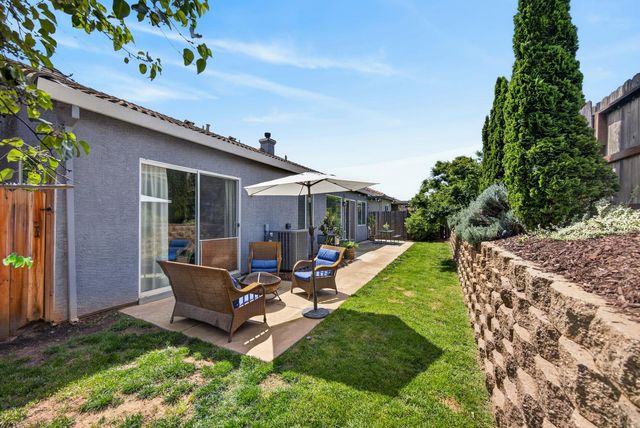 10163 Omeara Dr, Sacramento, CA 95829