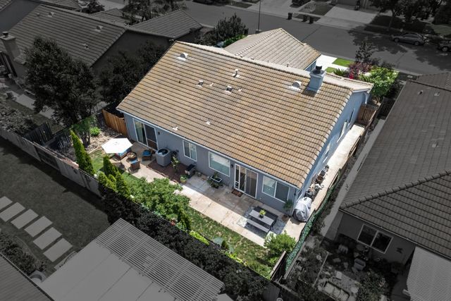 10163 Omeara Dr, Sacramento, CA 95829
