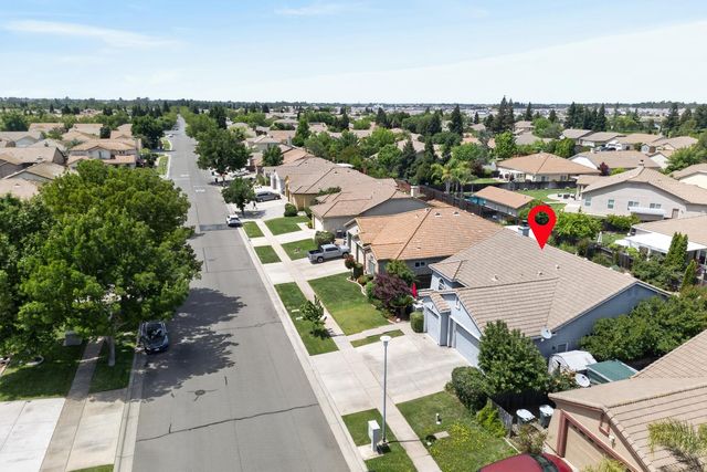 10163 Omeara Dr, Sacramento, CA 95829