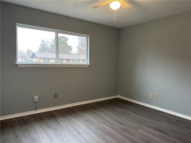 2011 Ina Avenue, Springdale, AR 72762