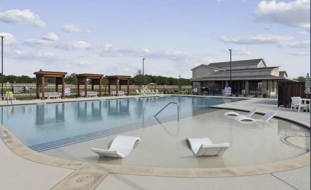 613 Clover Creek Drive, Mckinney, TX 75071