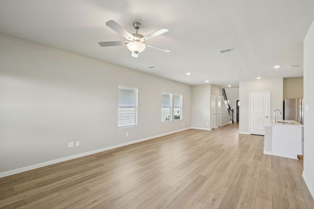 613 Clover Creek Drive, Mckinney, TX 75071