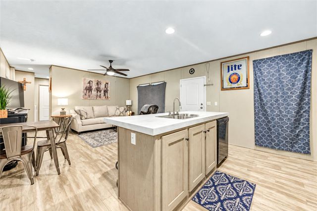 225 County Road 3294, Cleveland, TX 77327