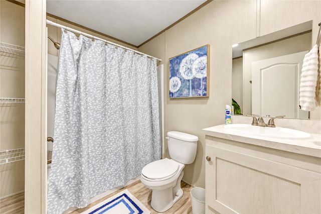 225 County Road 3294, Cleveland, TX 77327