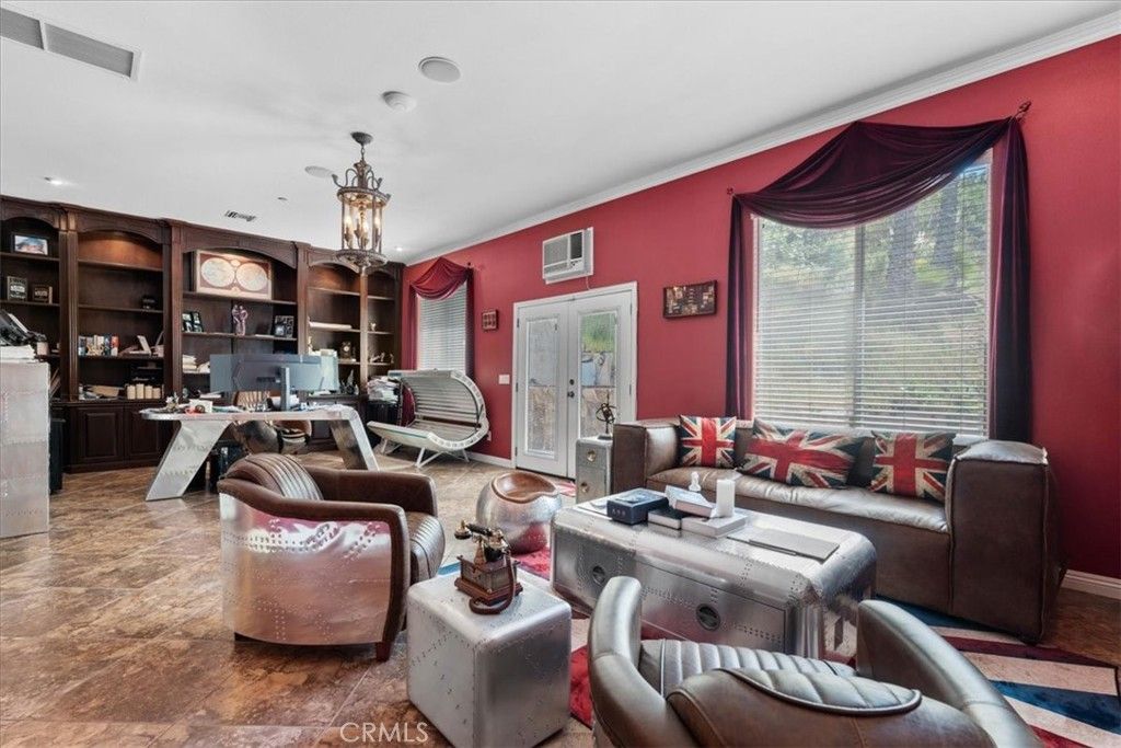 Image 12 of property listing at 2810 Countrywood Lane, West Covina, CA 91791