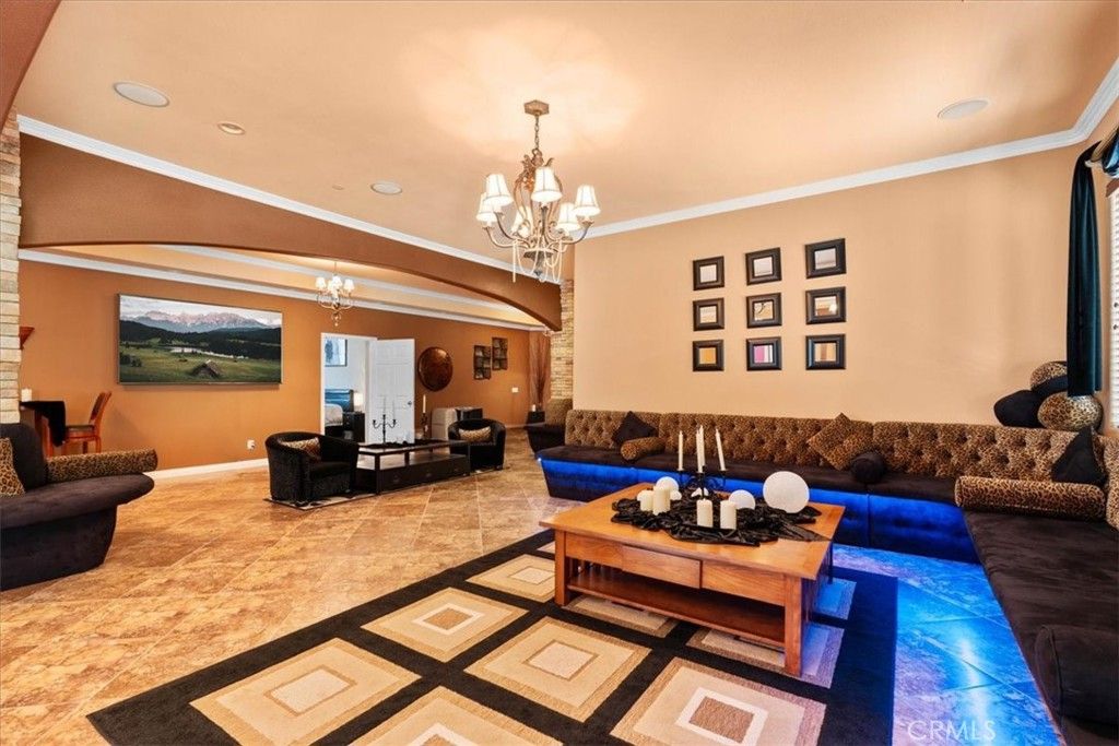 Image 16 of property listing at 2810 Countrywood Lane, West Covina, CA 91791