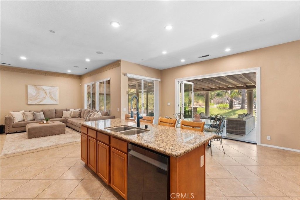 Image 3 of property listing at 2810 Countrywood Lane, West Covina, CA 91791