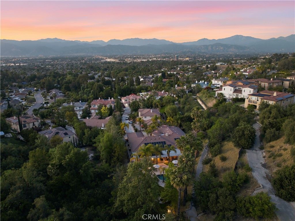 Image 36 of property listing at 2810 Countrywood Lane, West Covina, CA 91791