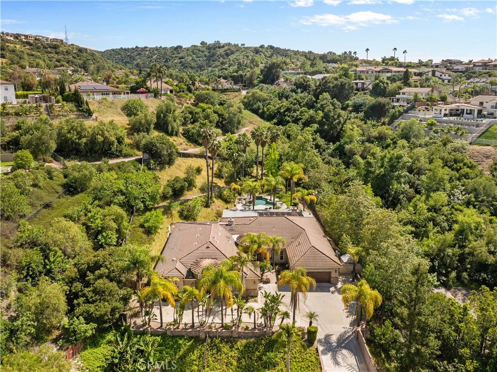 Image 37 of property listing at 2810 Countrywood Lane, West Covina, CA 91791