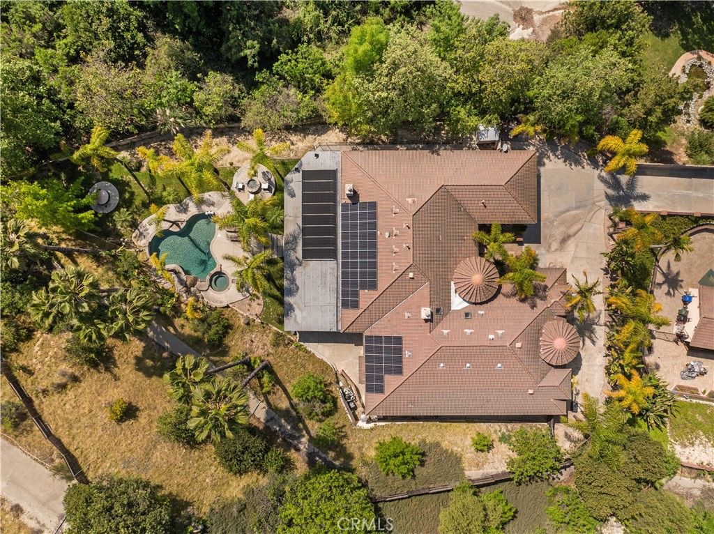 Image 39 of property listing at 2810 Countrywood Lane, West Covina, CA 91791