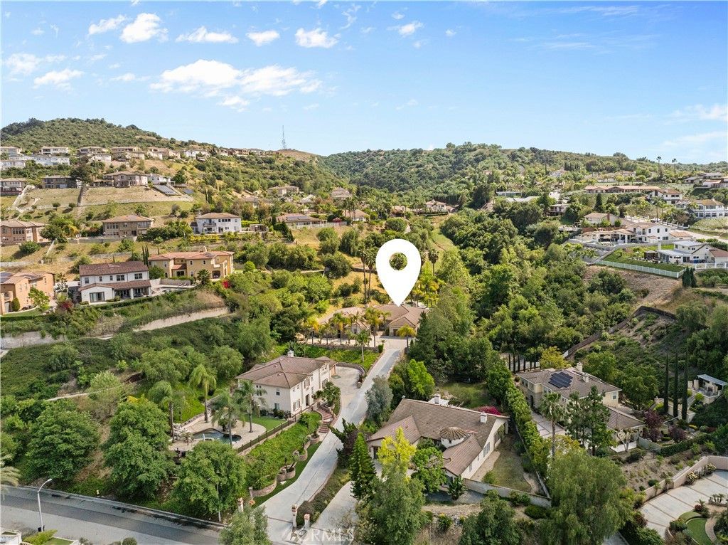Image 40 of property listing at 2810 Countrywood Lane, West Covina, CA 91791